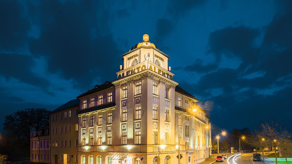 Alekto