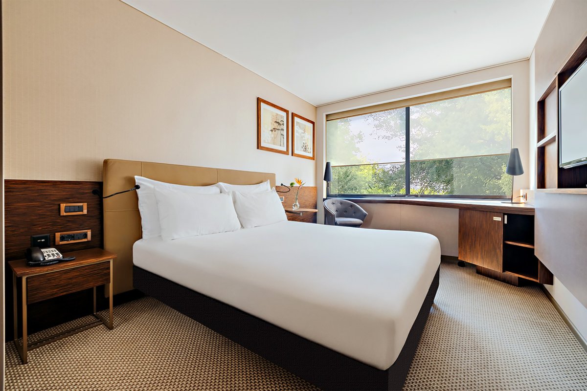 Crowne Plaza Hotel