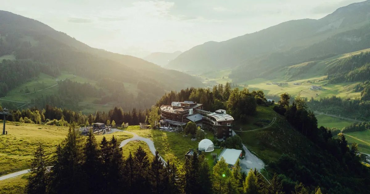 Holzhotel Forsthofalm